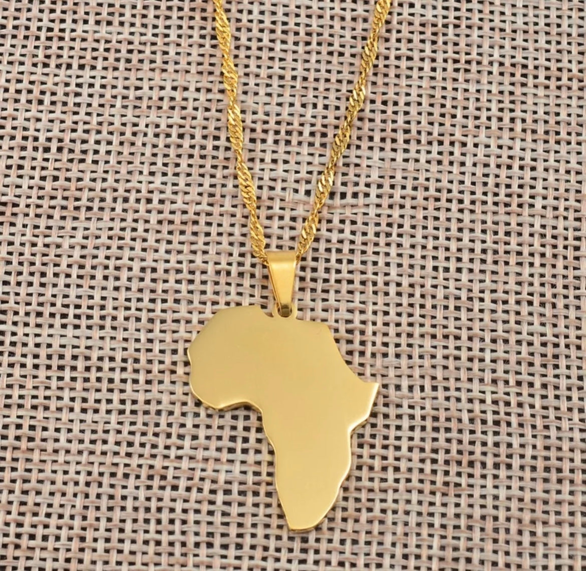 Afrika Map Necklace