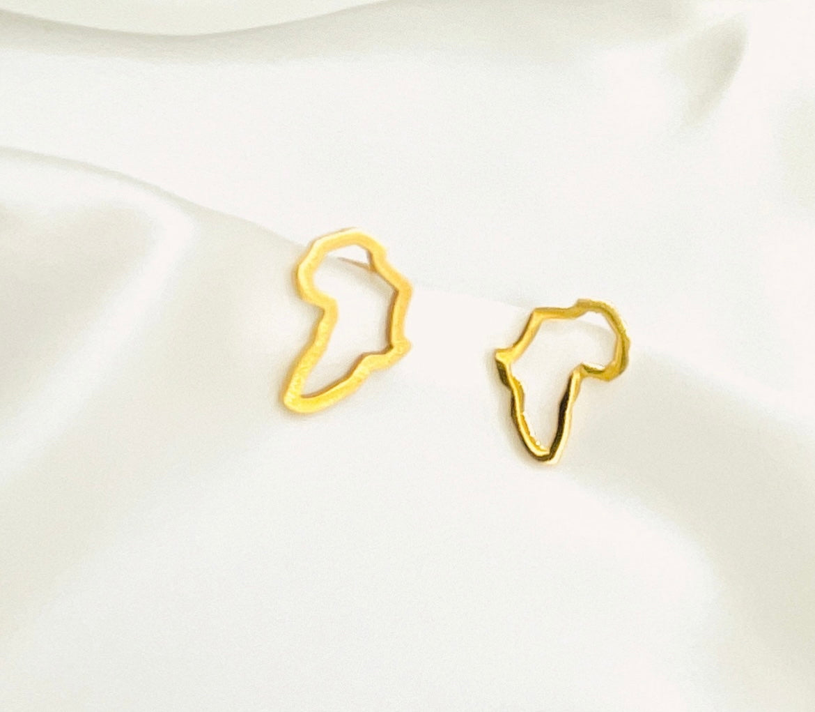 Afrikana Stud Earrings