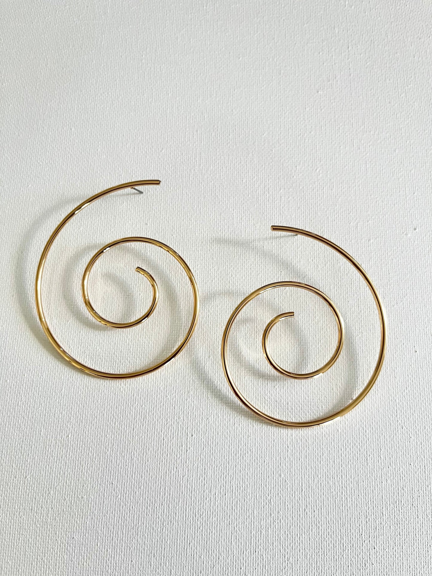 Esi Spiral Stud Earrings