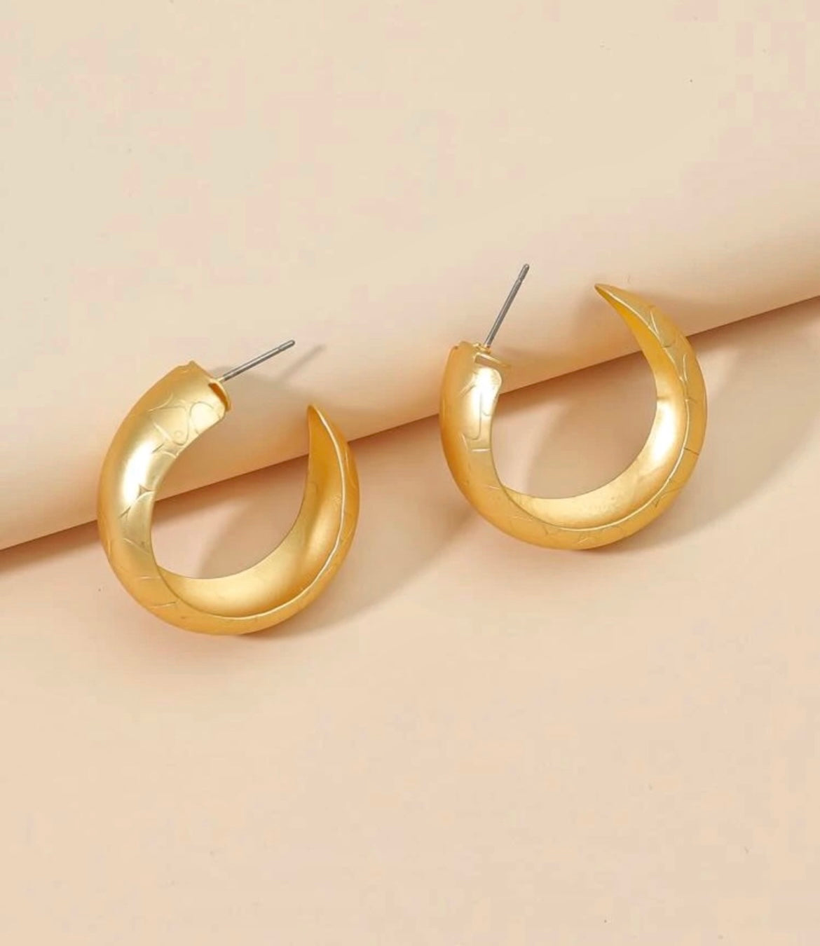 Temi Hoop Earrings