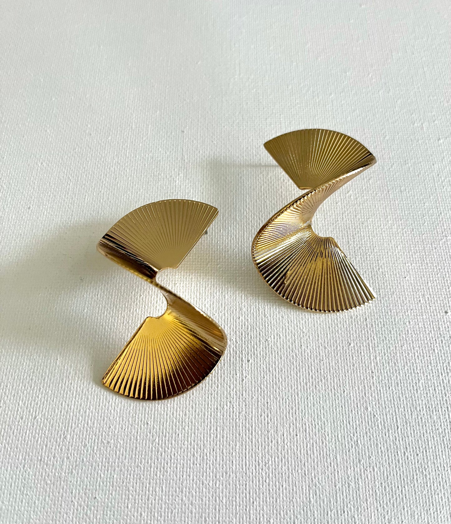 Zuli Twist Statement Earrings