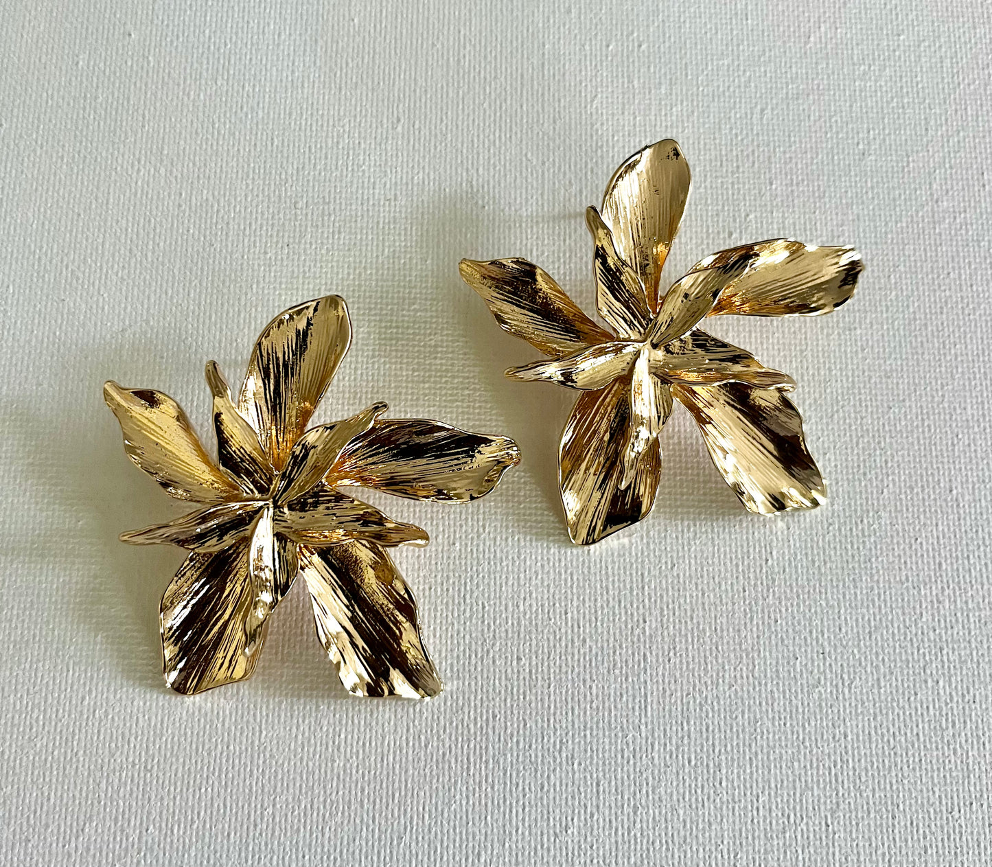 Gigi Flower Oversized Earrings