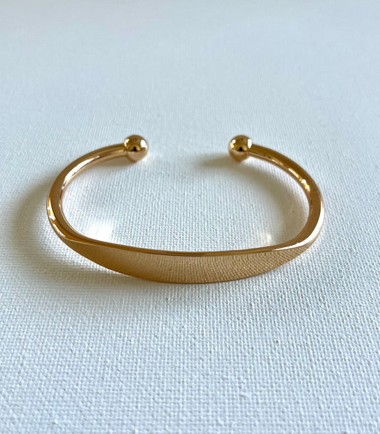 Lamisi Unisex Gold Bangel
