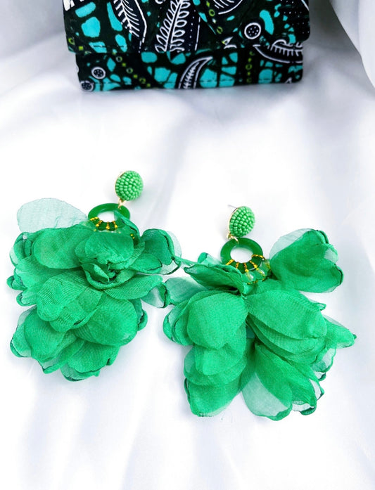 Mila floral Stud Earrings