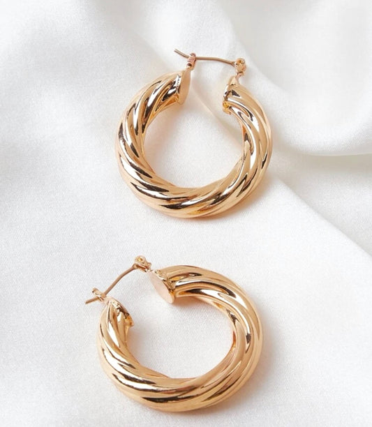 Daka Hoop Earrings