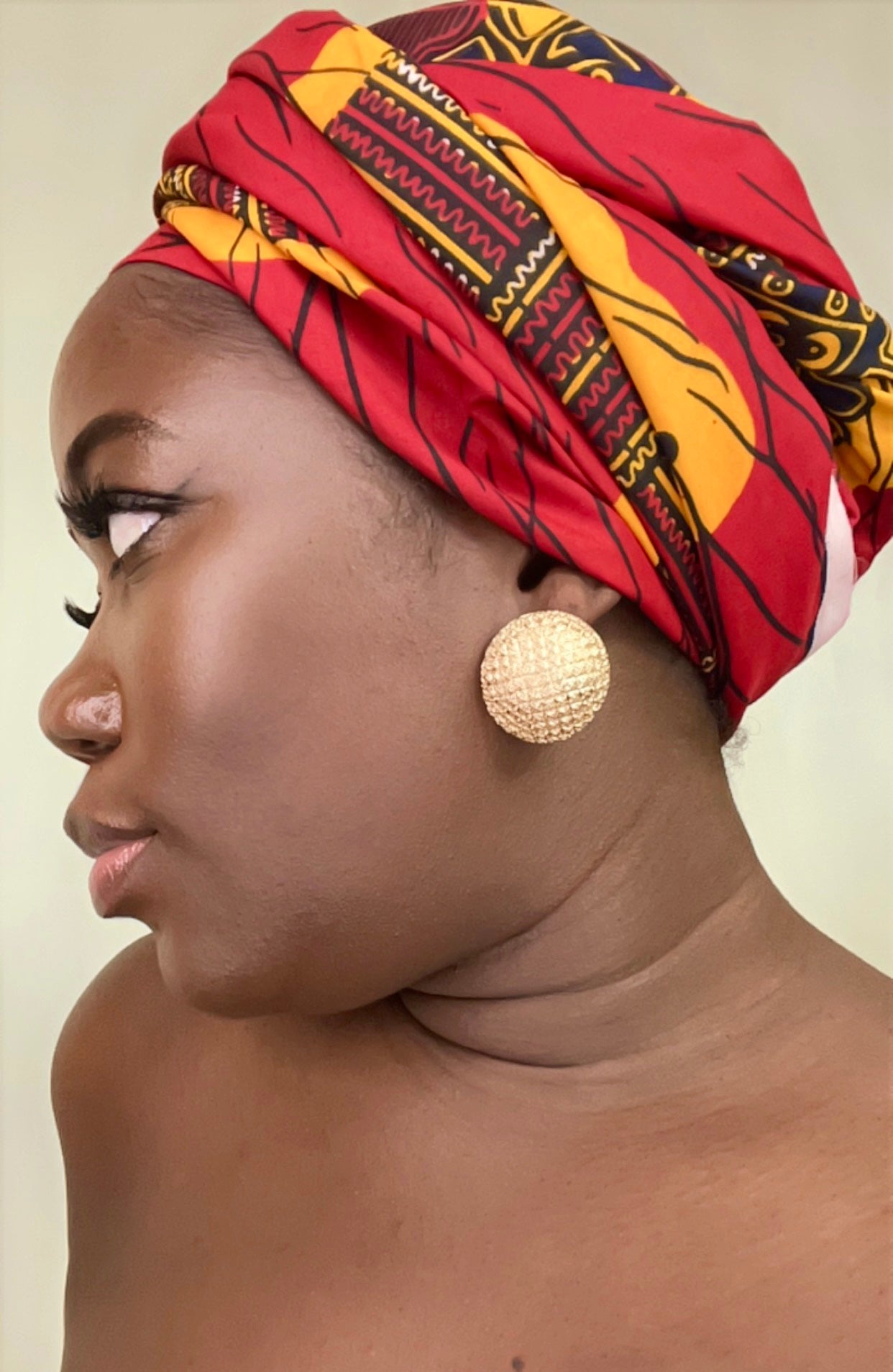 Zinab Stud Earrings