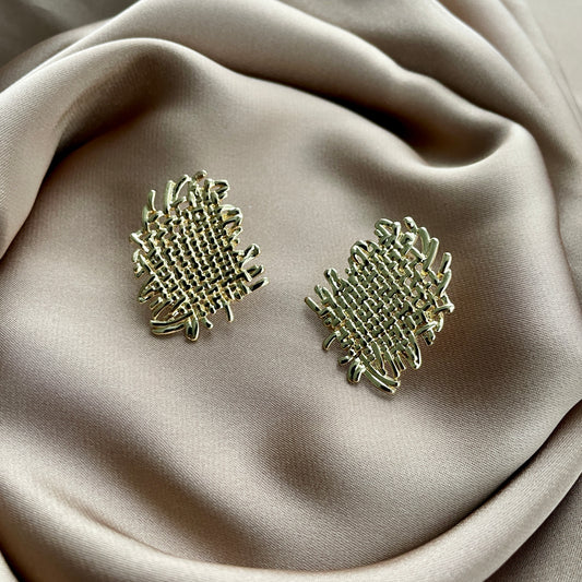 Zahra Stud Earrings