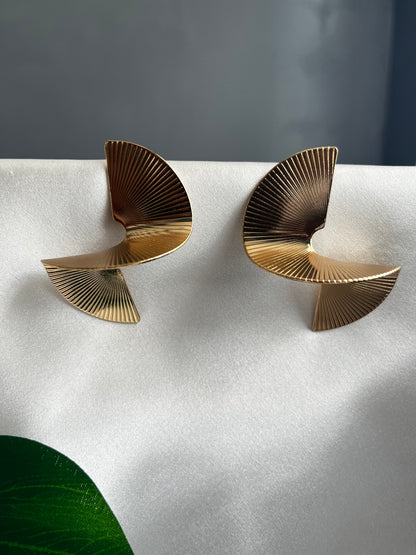 Zuli Twist Statement Earrings
