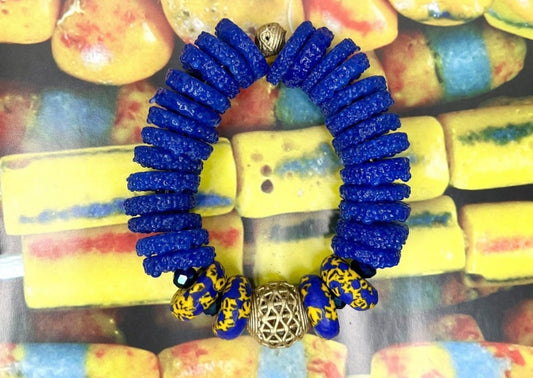 Peduase Recycled Glass Beads Brass Bracelet