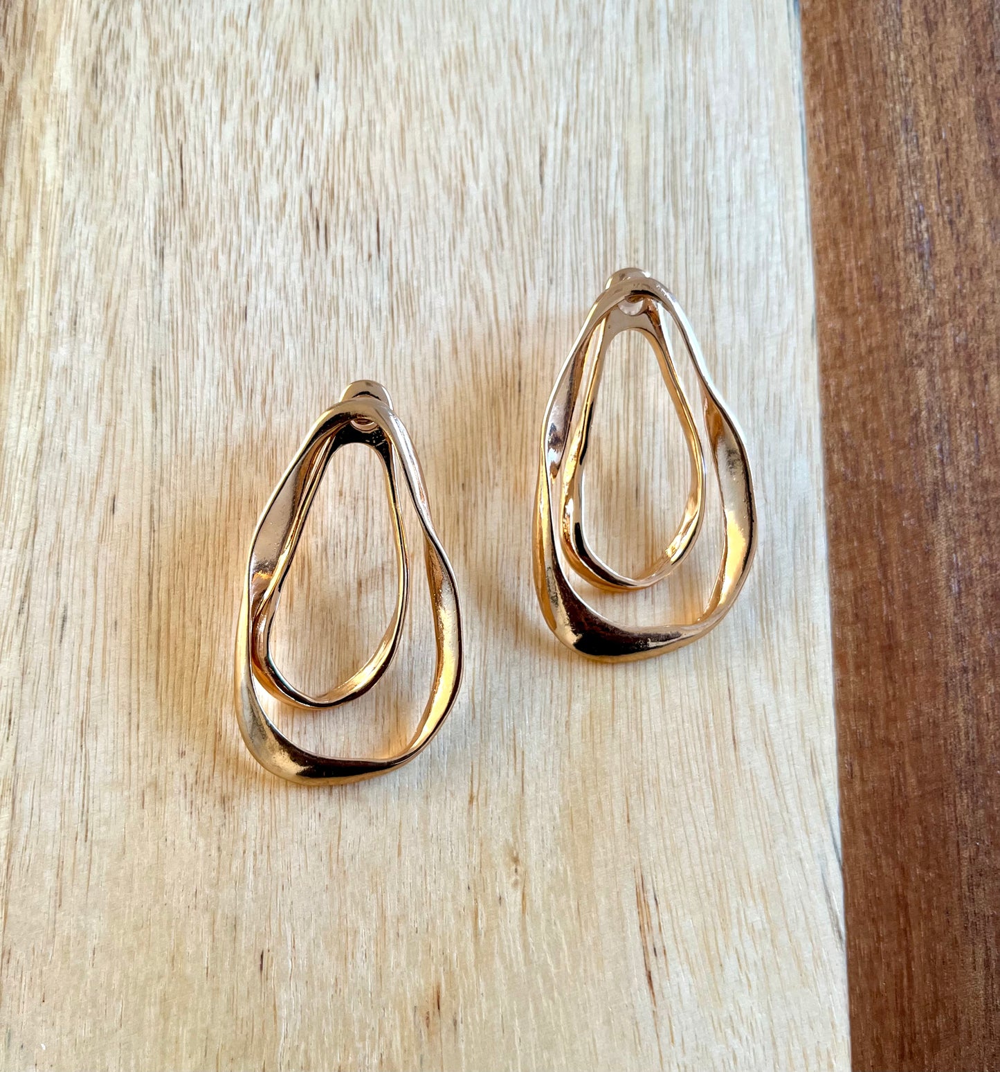 Aria Abstract Stud Earrings